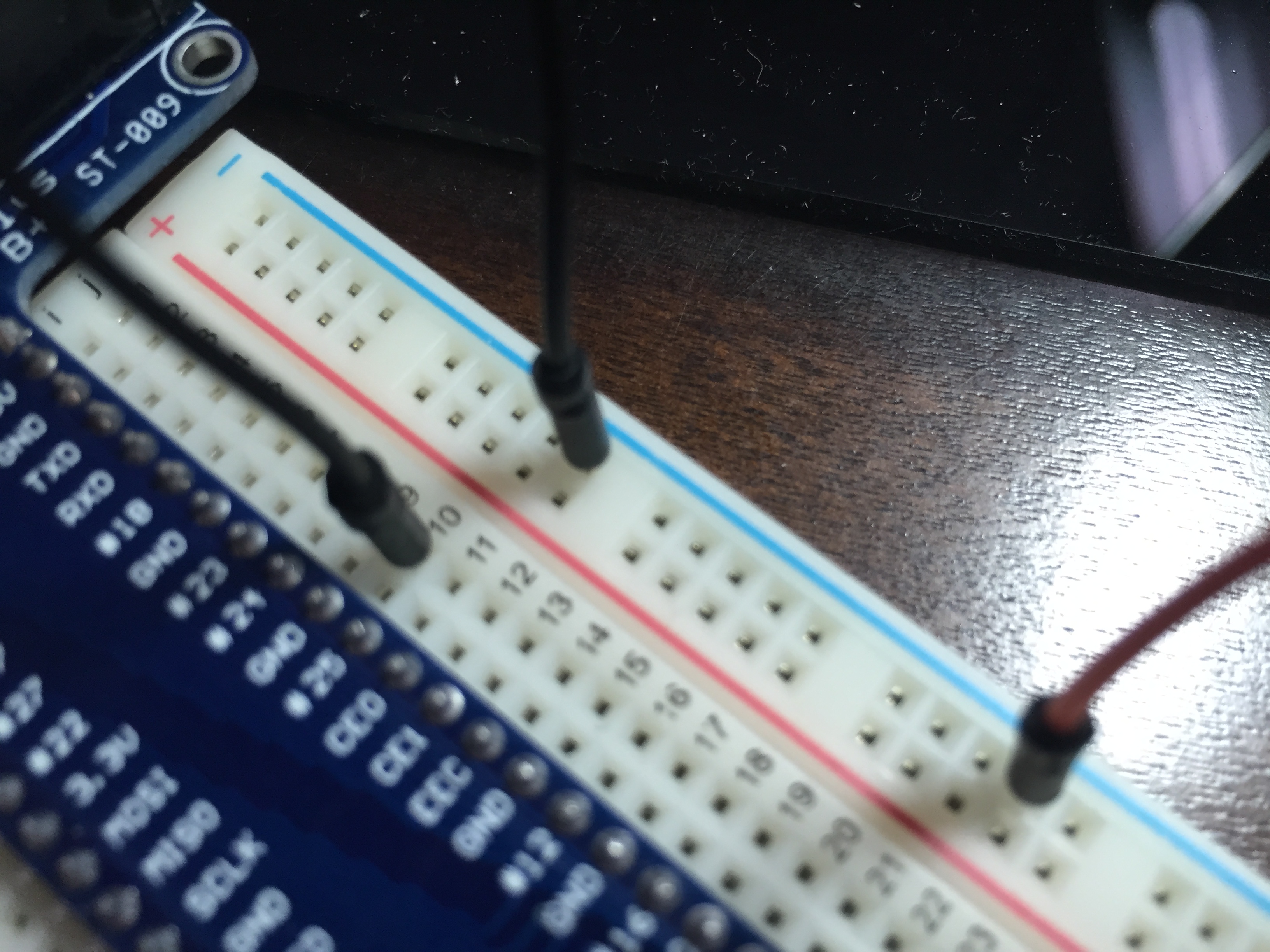 images/_making_a_led_light_blink_part_i_led_blinker_step_6.jpg