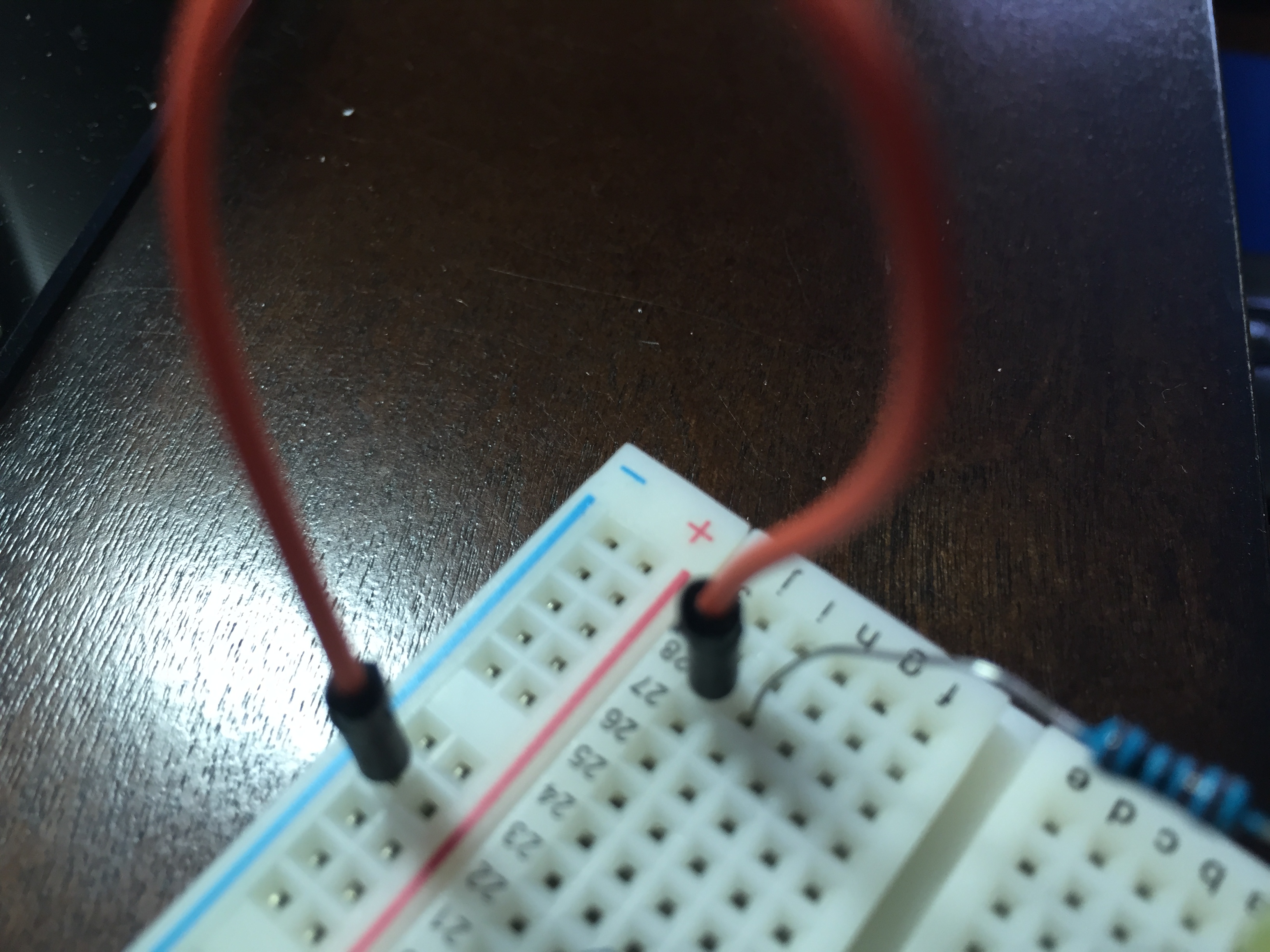 images/_making_a_led_light_blink_part_i_led_blinker_step_5.jpg
